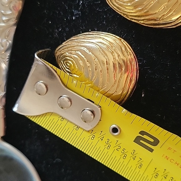 Givenchy Paris New York earrings - Picture 5 of 5